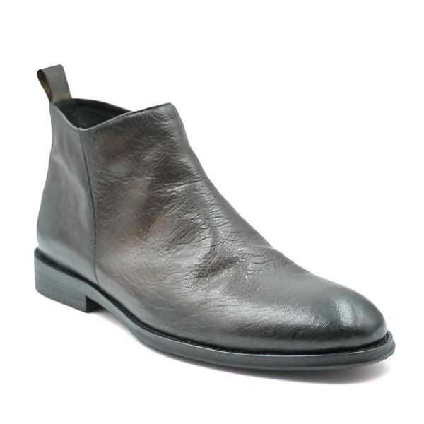 Oak silver leather shoes